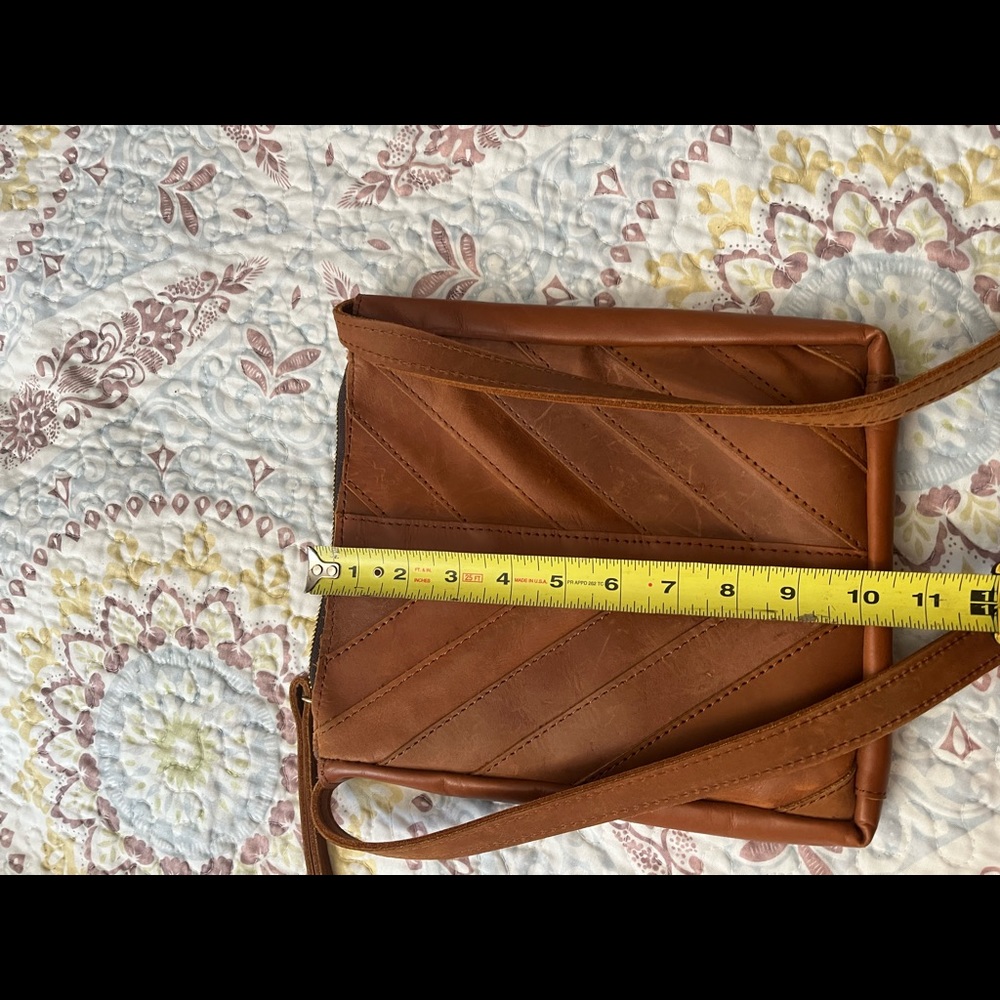Magnolia Market small (Joanna Gaines) favorite crossbody !
